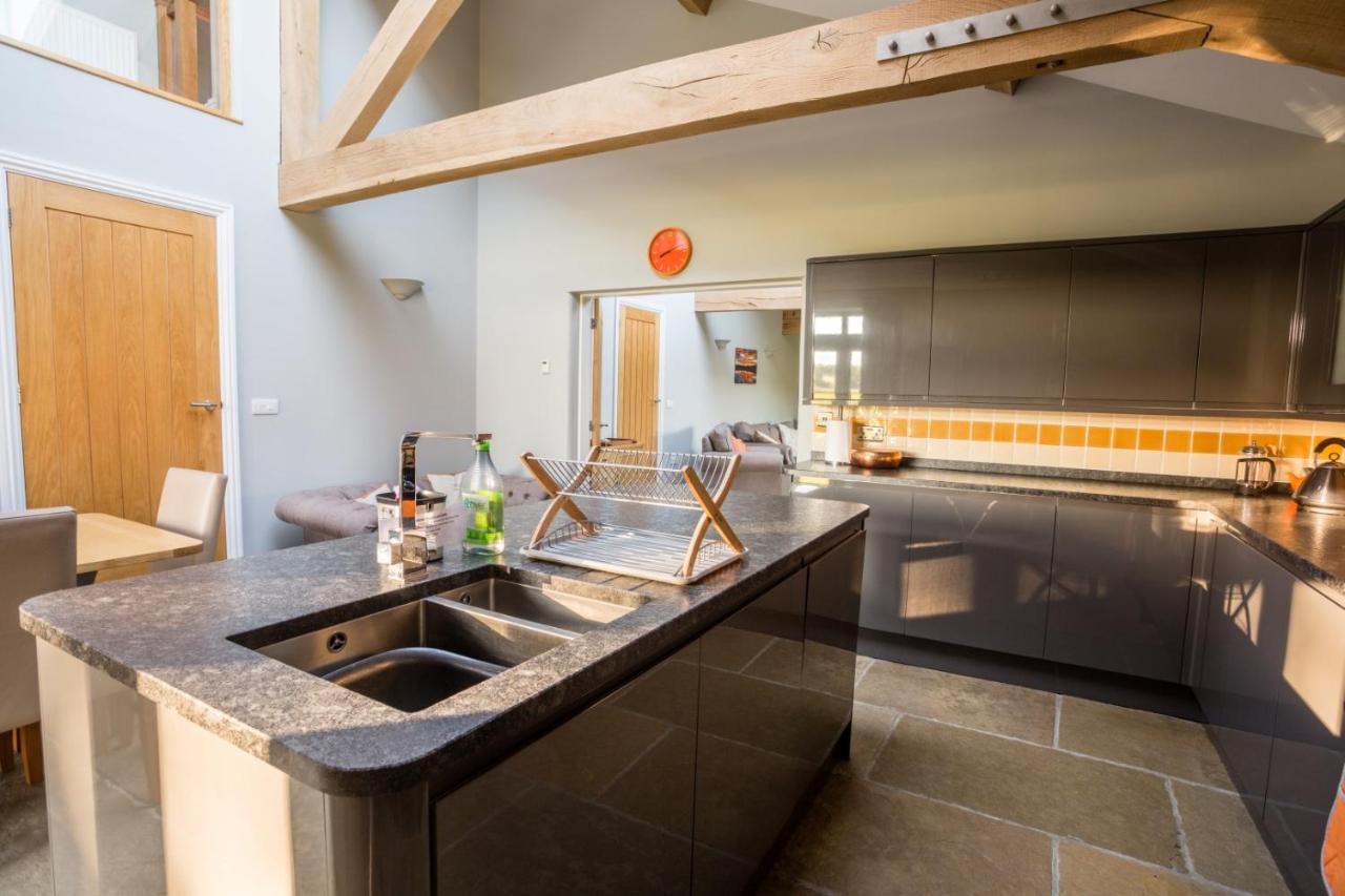 Keld Barn, Low Ploughlands Holiday Lets Kirkby Stephen Extérieur photo