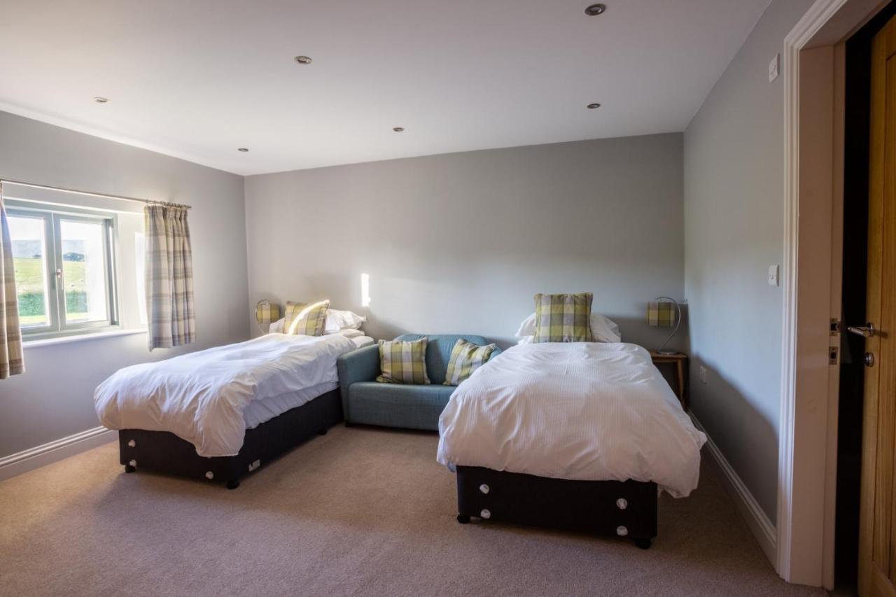 Keld Barn, Low Ploughlands Holiday Lets Kirkby Stephen Extérieur photo