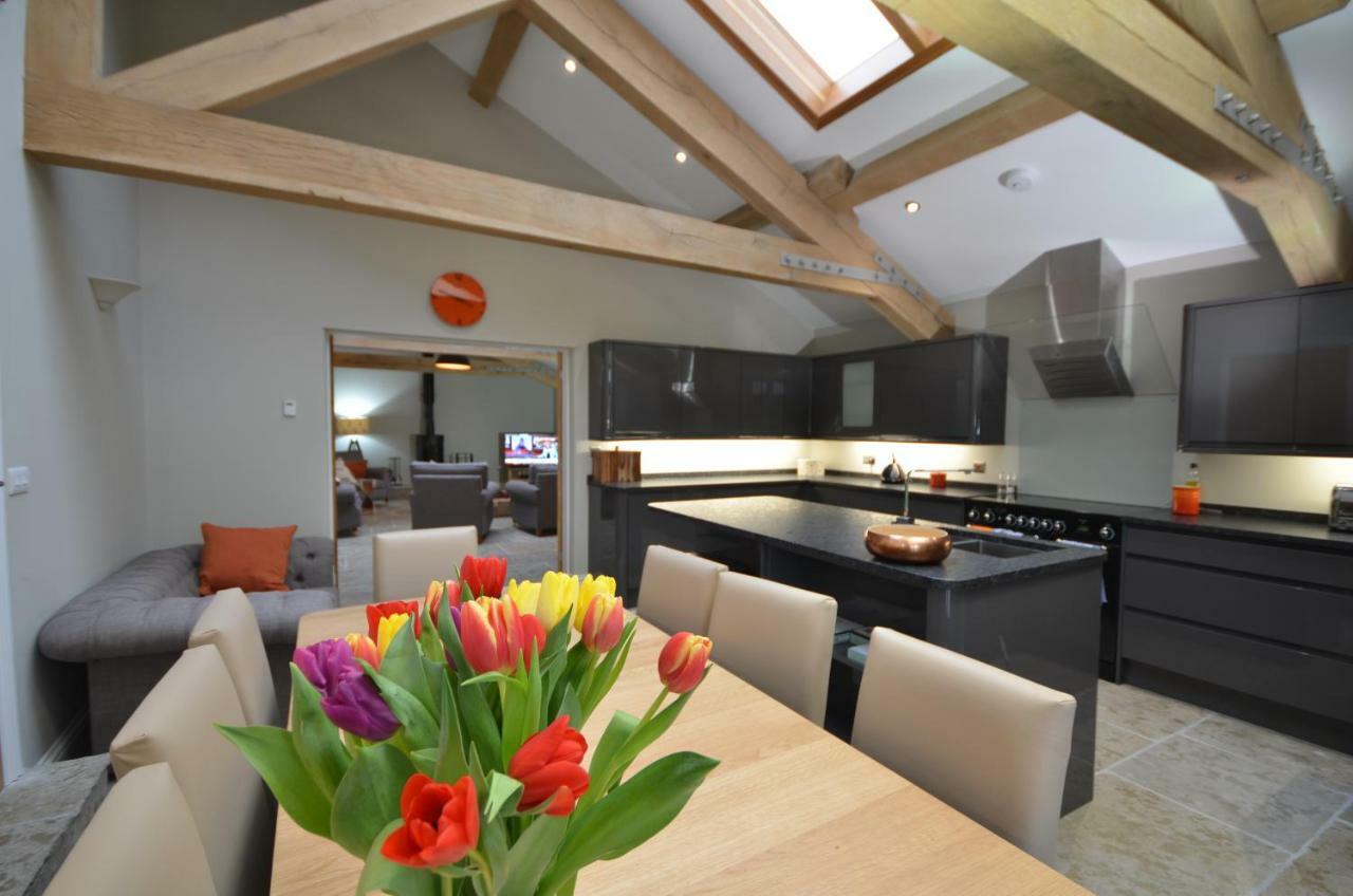 Keld Barn, Low Ploughlands Holiday Lets Kirkby Stephen Extérieur photo